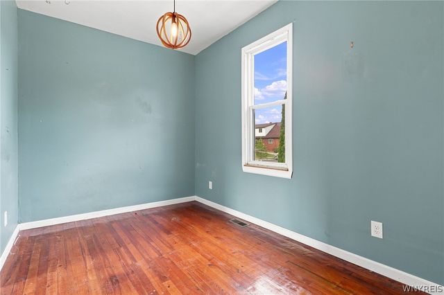 51 Pleasant Parkway, Cheektowaga, NY 14206