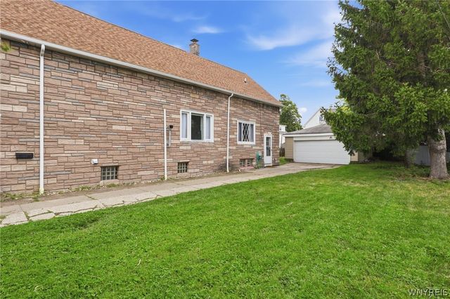 51 Pleasant Parkway, Cheektowaga, NY 14206