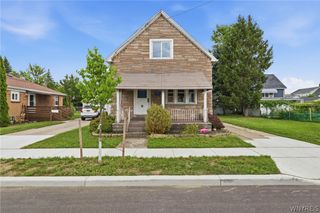 51 Pleasant Parkway, Cheektowaga, NY 14206