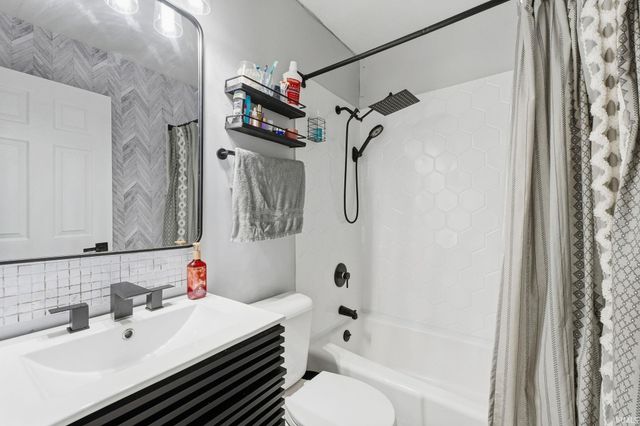 5313 Mcclellan Street, Fort Wayne, IN 46807