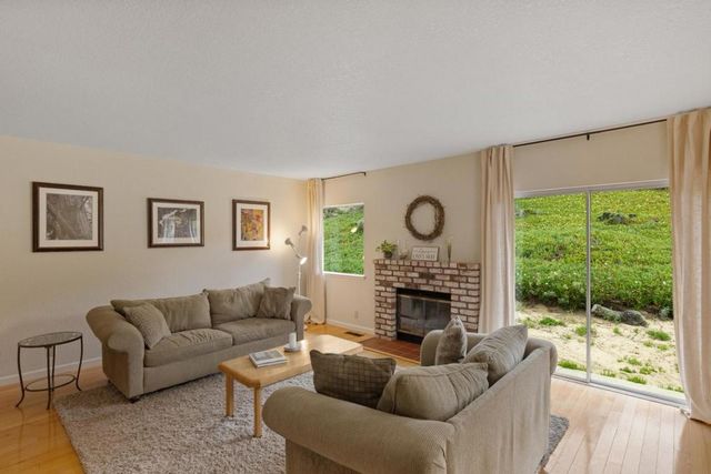 3097 Messinger Drive, Marina, CA 93933