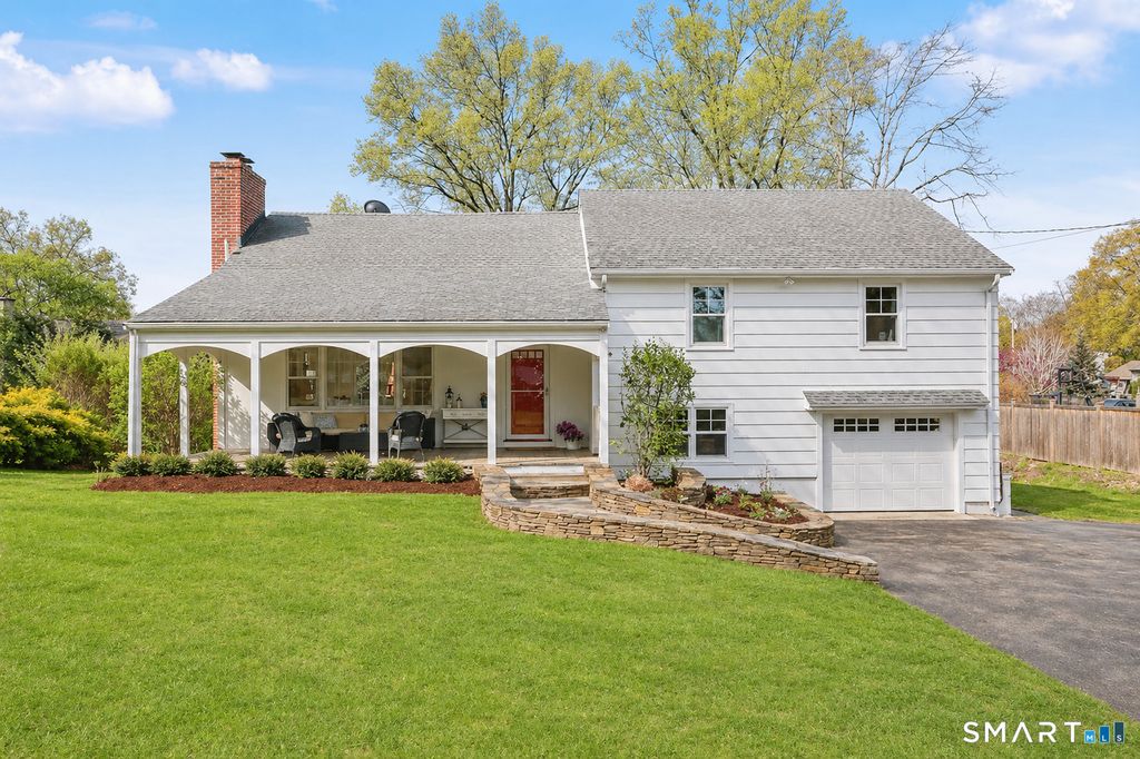 107 Compo Road North, Westport, CT 06880