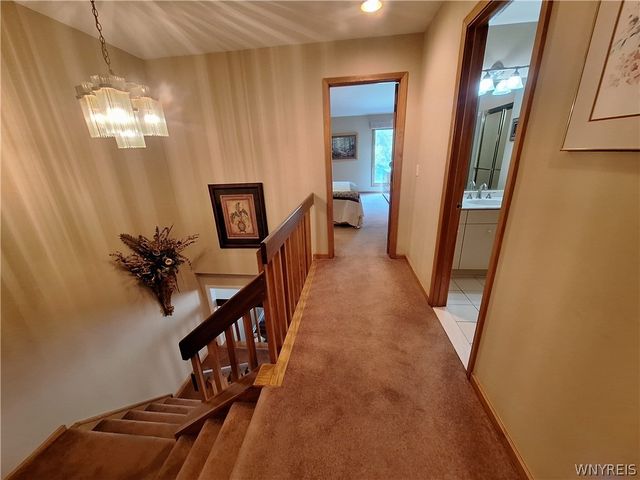 122 Hidden Ridge, Amherst, NY 14221