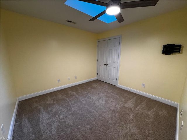 5042 Wyngate Village Drive, Winston-salem, NC 27103