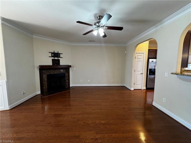 5042 Wyngate Village Drive, Winston-salem, NC 27103