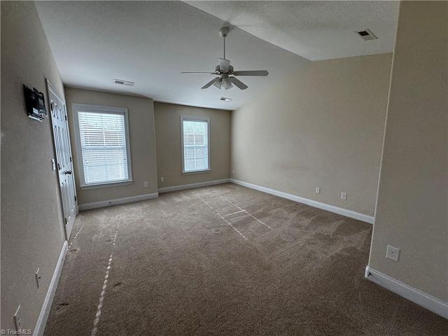 5042 Wyngate Village Drive, Winston-salem, NC 27103