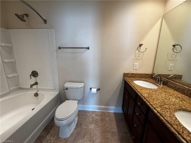 5042 Wyngate Village Drive, Winston-salem, NC 27103