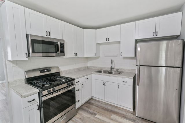 22015 E Churchill Drive, Richton Park, IL 60471