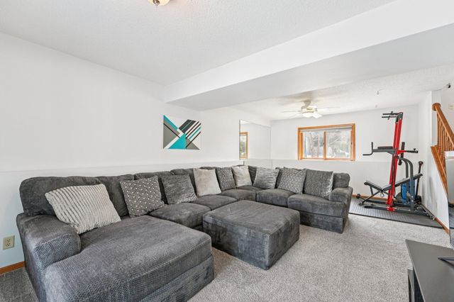 7380 97th Street S, Cottage Grove, MN 55016