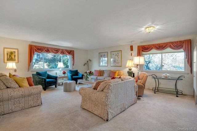 40 Minkel Road, Ossining, NY 10562