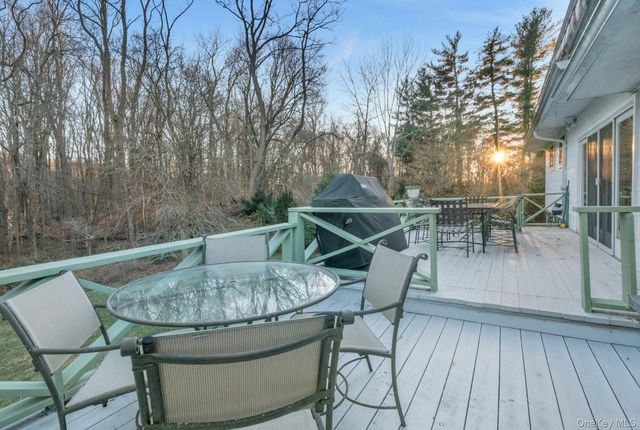 40 Minkel Road, Ossining, NY 10562