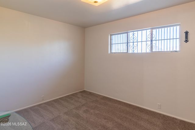 7418 E Calle La Vega, Tucson, AZ 85710