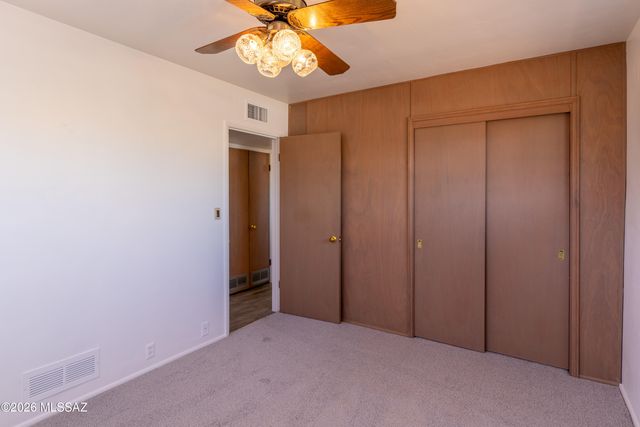 7418 E Calle La Vega, Tucson, AZ 85710