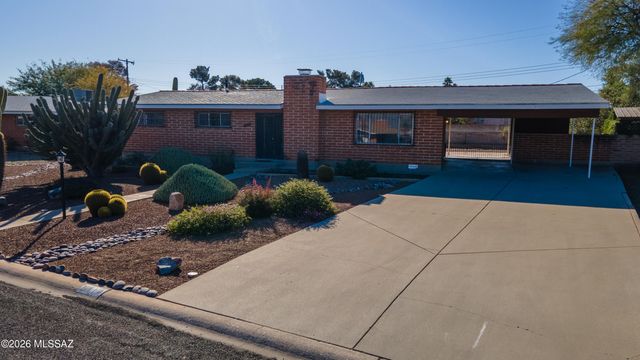 7418 E Calle La Vega, Tucson, AZ 85710