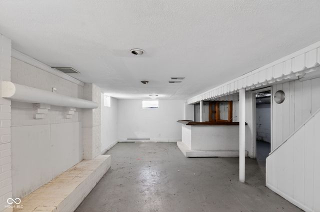 226 S Gladstone Avenue, Indianapolis, IN 46201