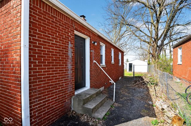 226 S Gladstone Avenue, Indianapolis, IN 46201