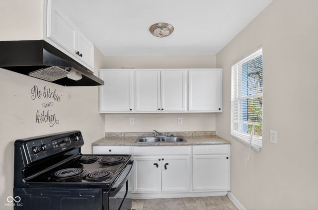 226 S Gladstone Avenue, Indianapolis, IN 46201