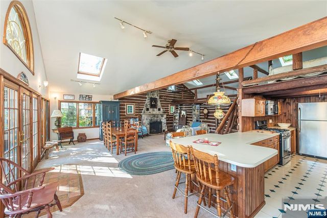 389 Cupsaw Drive, Ringwood, NJ 07456