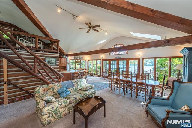 389 Cupsaw Drive, Ringwood, NJ 07456