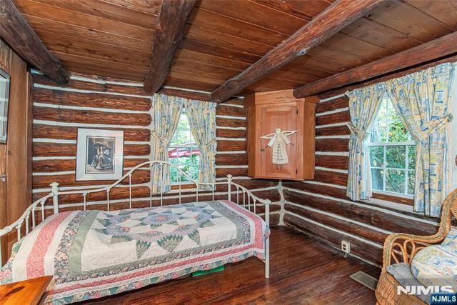 389 Cupsaw Drive, Ringwood, NJ 07456