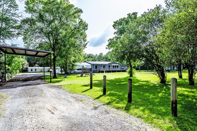61 Kathryn Drive, Huntsville, TX 77320