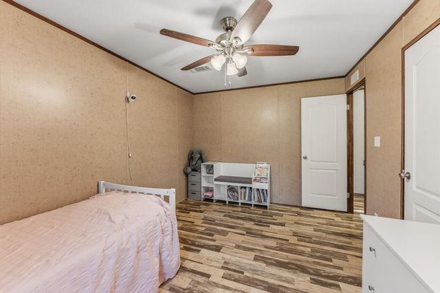 61 Kathryn Drive, Huntsville, TX 77320