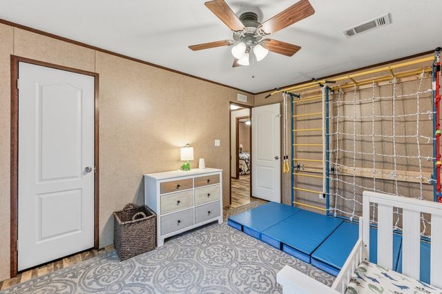 61 Kathryn Drive, Huntsville, TX 77320