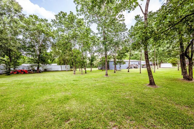 61 Kathryn Drive, Huntsville, TX 77320