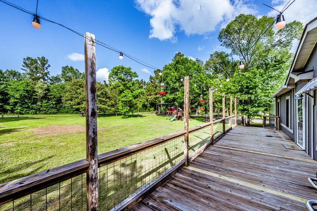 61 Kathryn Drive, Huntsville, TX 77320