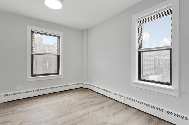 5858 N SHERIDAN Road 207, Chicago, IL 60660