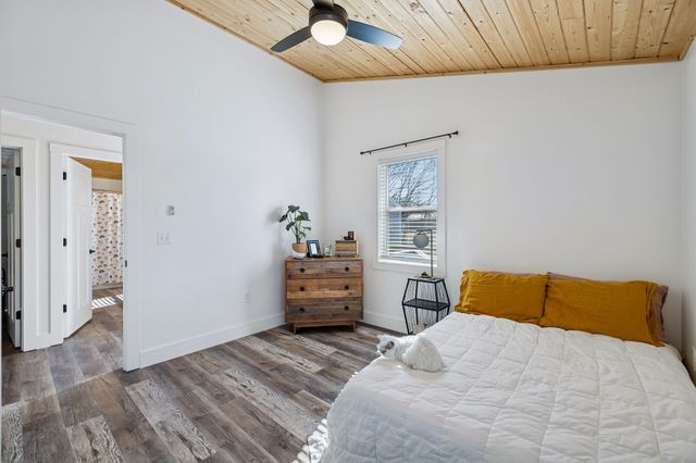 516 Davis St, Cowan, TN 37318