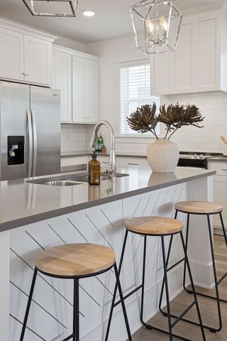 155 Oasis Dr, La Vergne, TN 37086