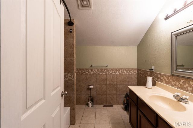 14931 Private Drive 6021, Edgar Springs, MO 65462