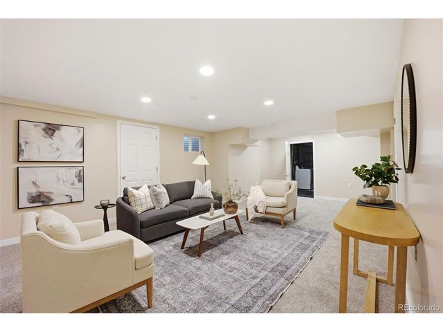 6014 S Kingston Cir, Englewood, CO 80111