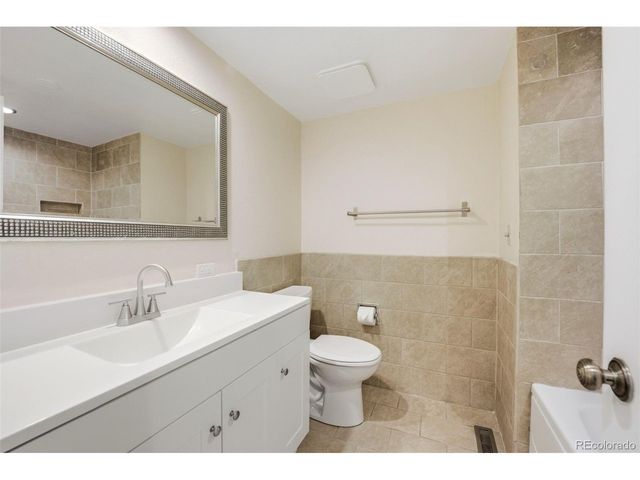 6014 S Kingston Cir, Englewood, CO 80111