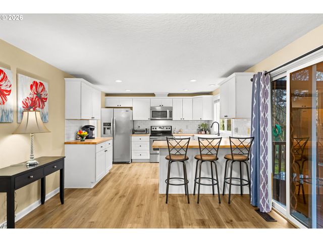 11015 Sw 65TH Ave, Portland, OR 97219