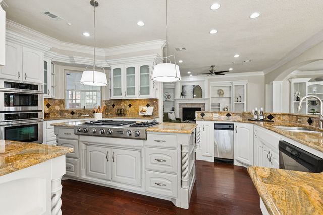 469 Apache Trail, Keller, TX 76248