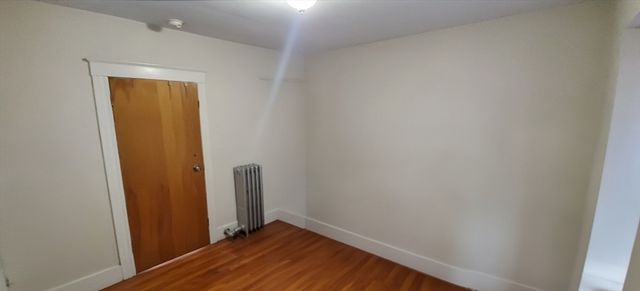184 Gladstone 3, Boston, MA 02128