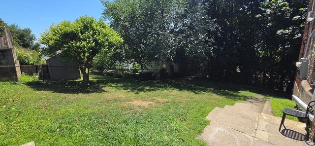 184 Gladstone 3, Boston, MA 02128