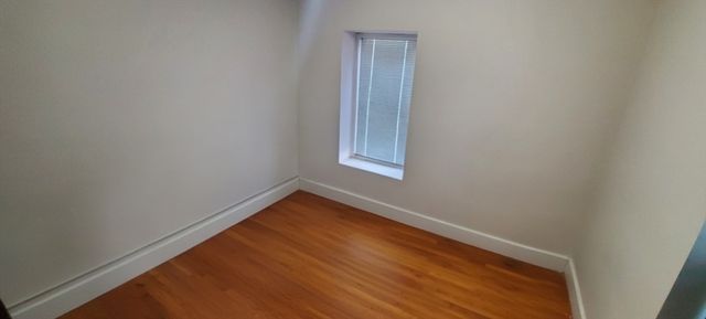 184 Gladstone 3, Boston, MA 02128