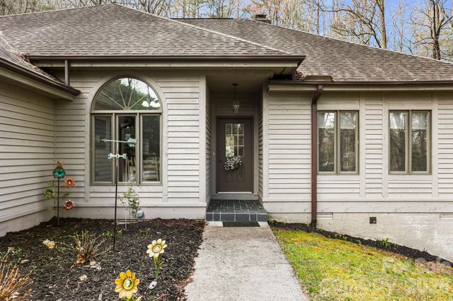446 Silver Fox Lane, Pisgah Forest, NC 28768