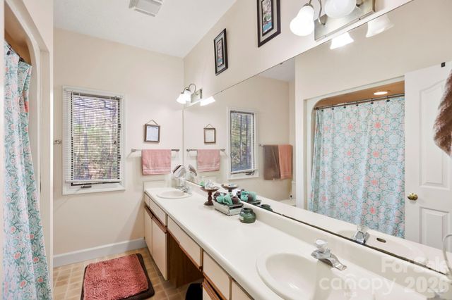 446 Silver Fox Lane, Pisgah Forest, NC 28768