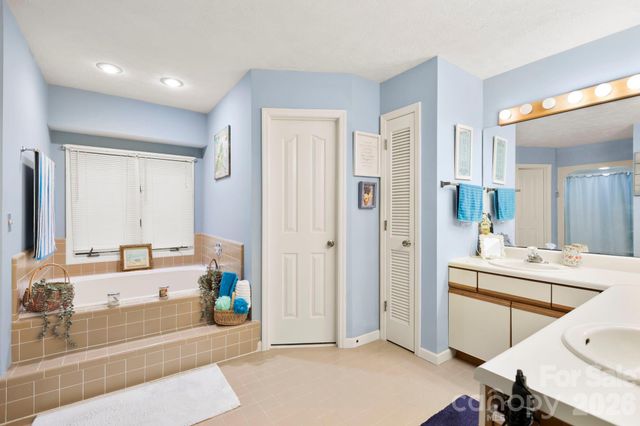 446 Silver Fox Lane, Pisgah Forest, NC 28768