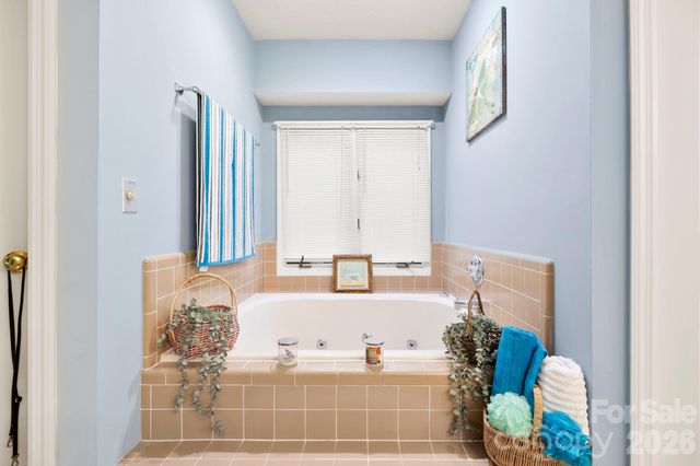 446 Silver Fox Lane, Pisgah Forest, NC 28768