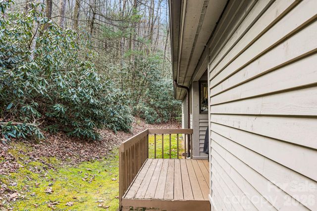 446 Silver Fox Lane, Pisgah Forest, NC 28768