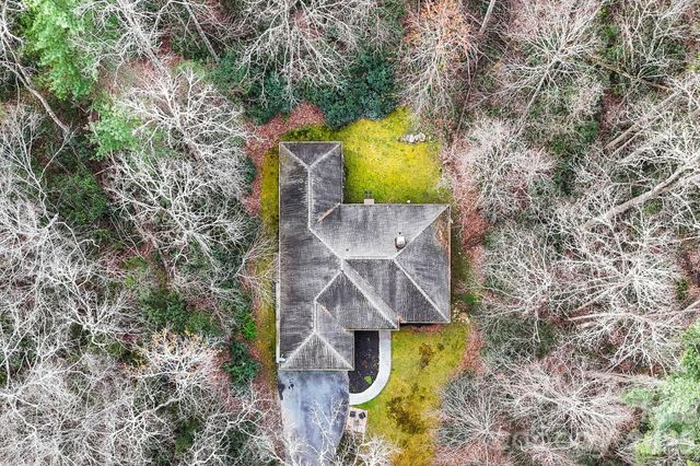 446 Silver Fox Lane, Pisgah Forest, NC 28768