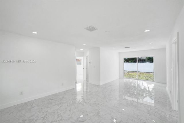 6442 Oak Street, Hollywood, FL 33024