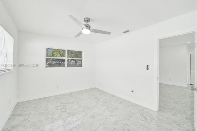 6442 Oak Street, Hollywood, FL 33024
