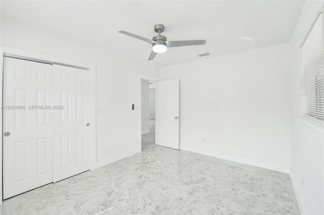 6442 Oak Street, Hollywood, FL 33024