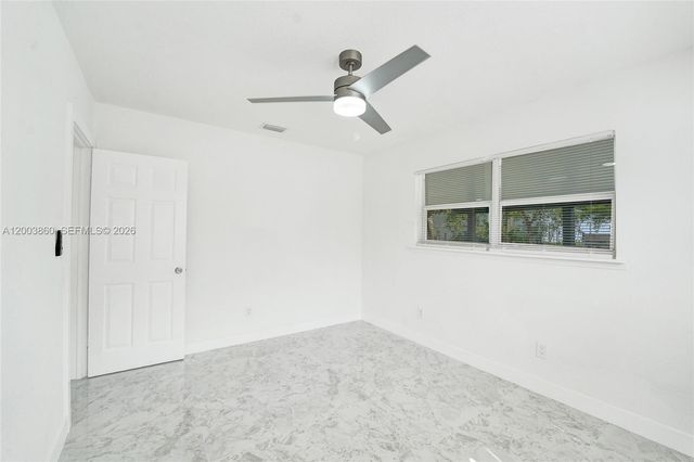 6442 Oak Street, Hollywood, FL 33024